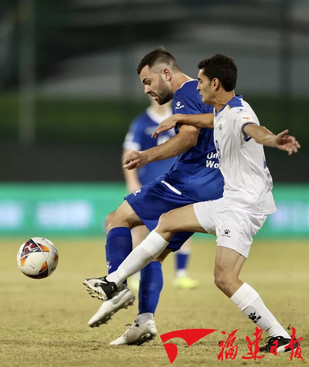 比赛规则变更首场状态出色，中国队观众沸腾！，TheShy重返赛场上演精彩一战的简单介绍-爱游戏