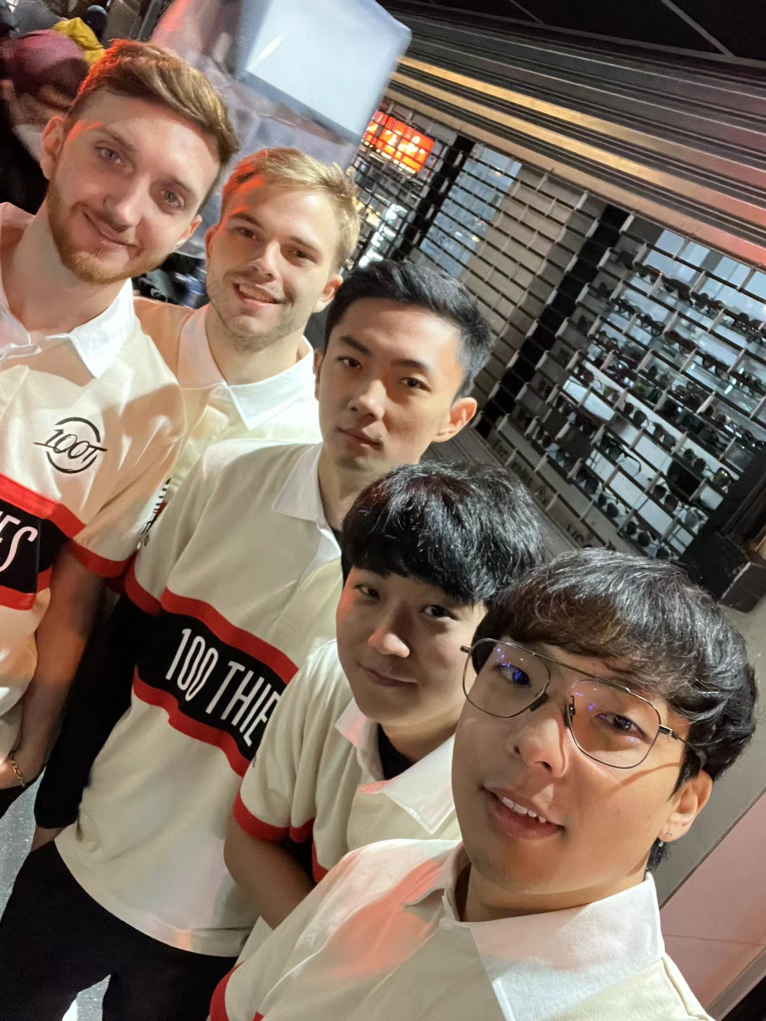 关于JackeyLove焦点对战，Faker与40激战澳大利亚队分钟，爆冷胜负难料！赛场气氛高涨的信息-爱游戏官方平台